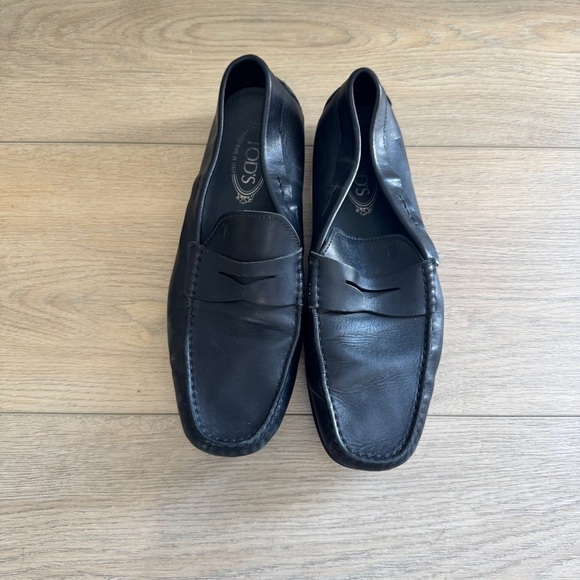 Tod's Black Leather Loafers Size 10 - Picture 1 of 8